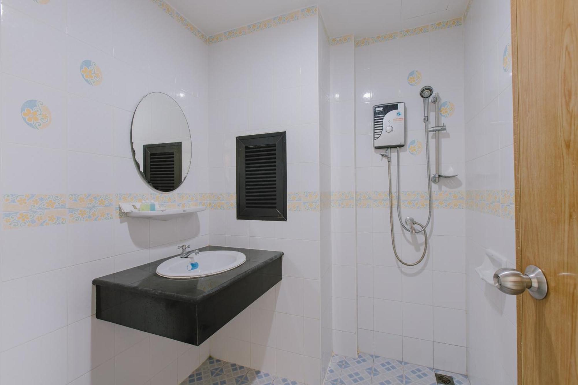 Sunstar Palace Patong Room photo